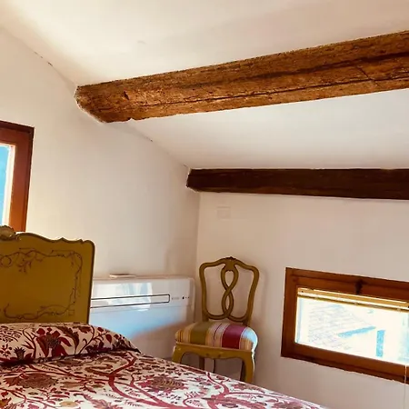 Ca Sardi البندقية